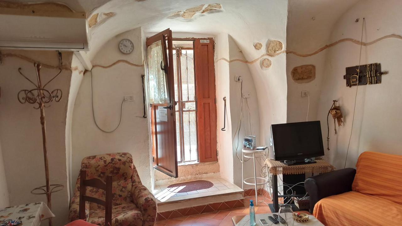 Ferienwohnung Casa Ele - Casa Indipendente Con Cucina - Bikes Friendly Sassari Exterior foto